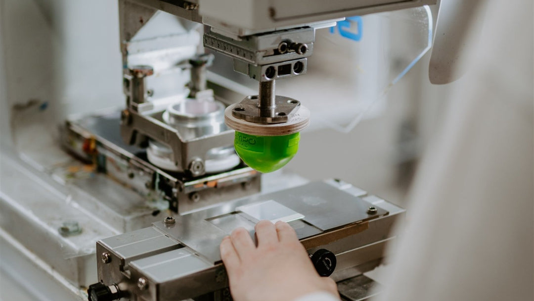 Act I: Ink, patience and very small details