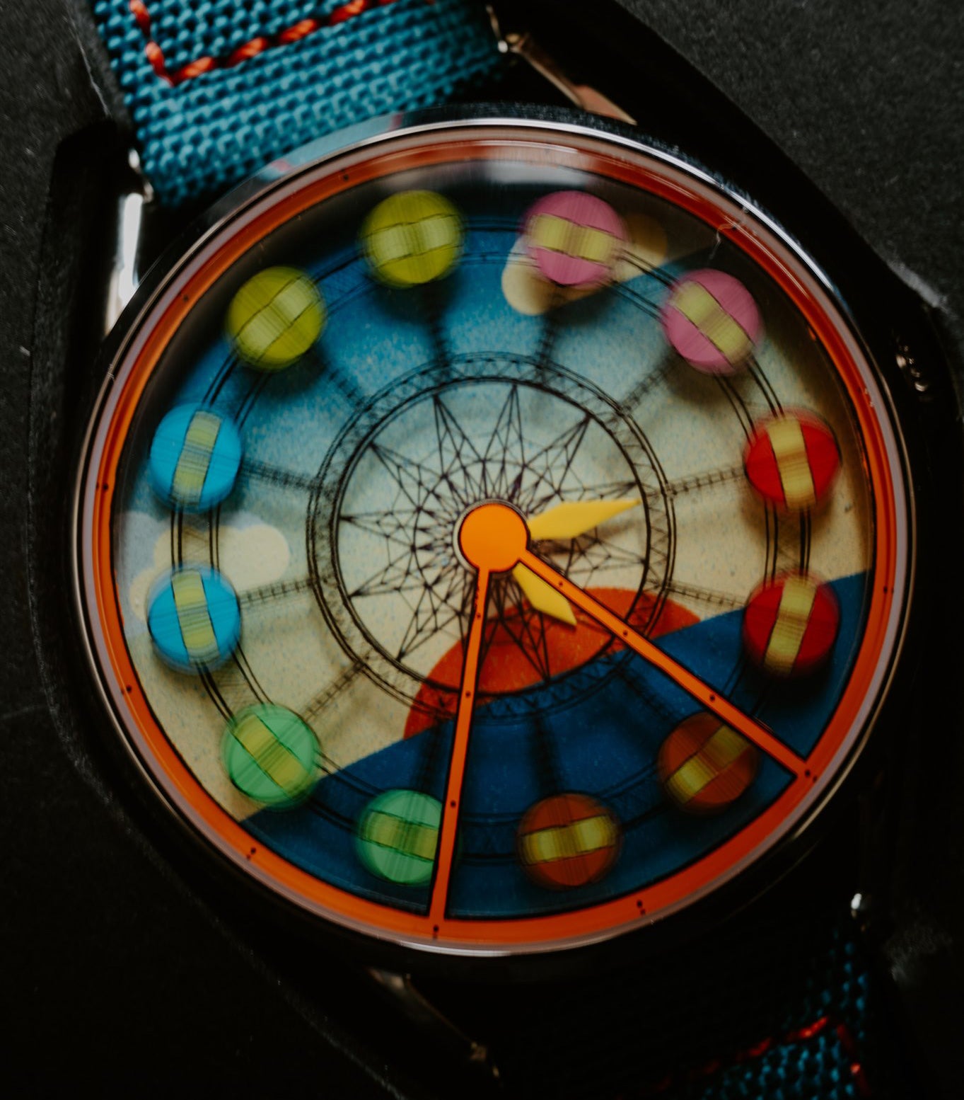 Enjoy the ride | Ferris wheel watch | Kristof Devos X Mr Jones Watches